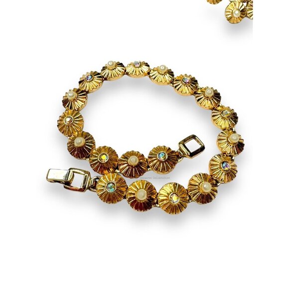 Crown Trifari Gold Tone AB Crystal Faux Pearl Bracelet Clip On Earring Set - Picture 5 of 16